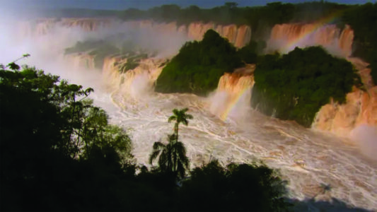 Sete Quedas eram sete vezes maiores que as Cataratas do Iguaçu.